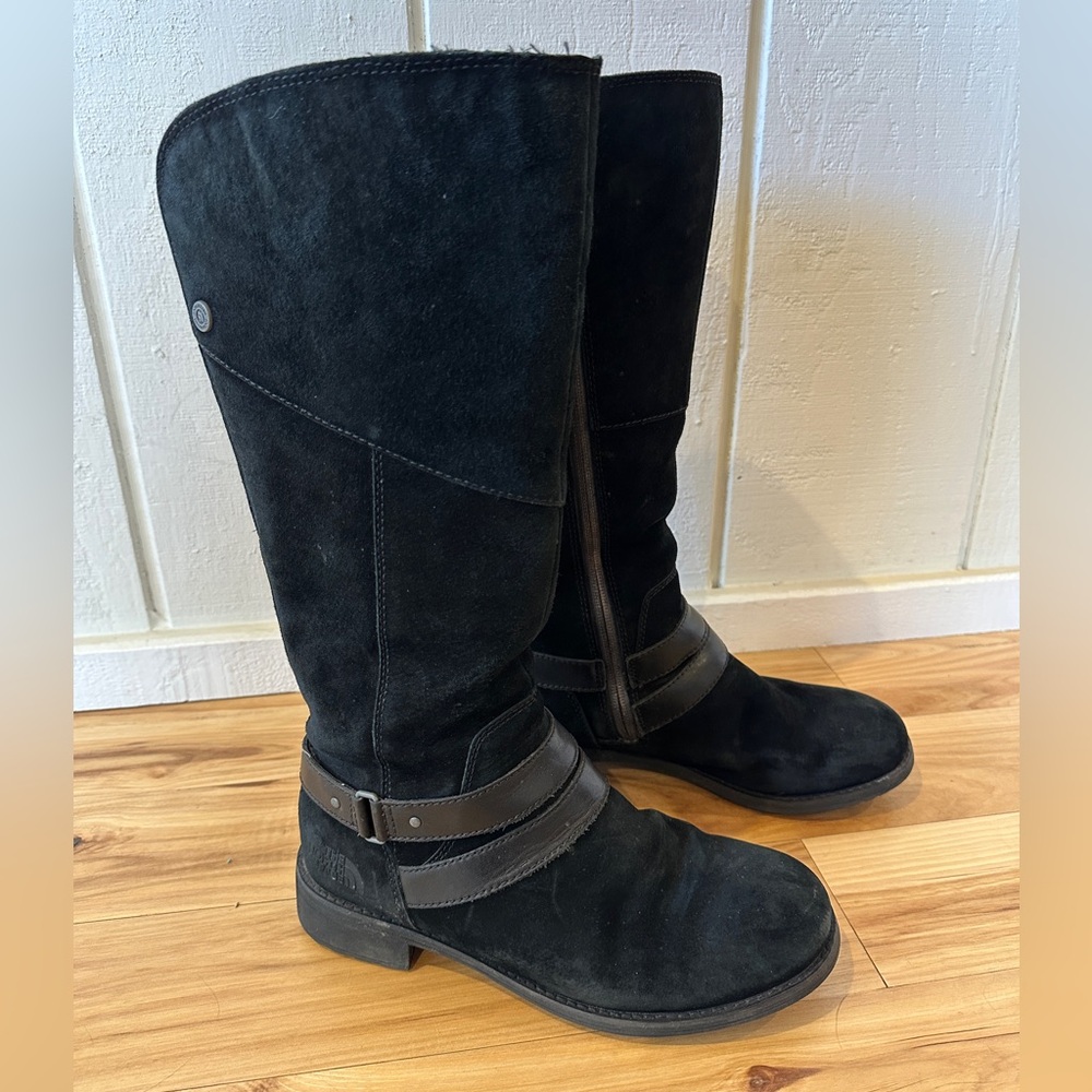 The North Face Tall Leather Suede Boots Black Size 8.5 Red quilted lining